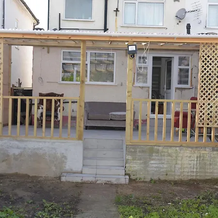 Brook House-2